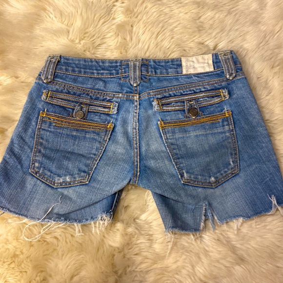“The Janis” Taverniti So jean shorts - Picture 2 of 2